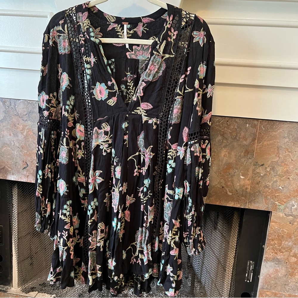 Black free people tunic